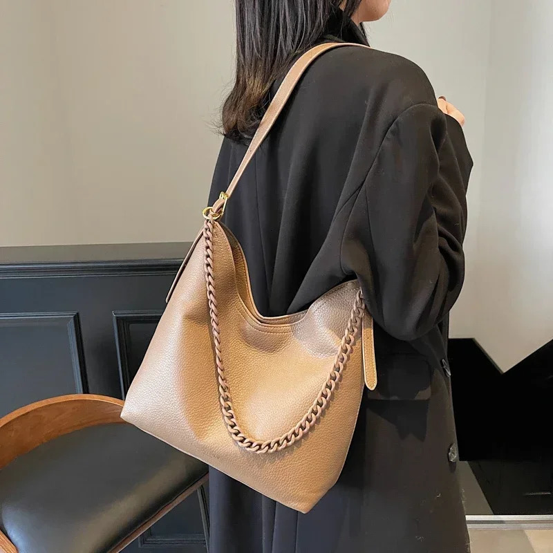 Large Capacity Bag for Women Niche Simple Chain Shoulder Crossbody Bag for Work Commuting Tote Bag Carrying Bag 250228