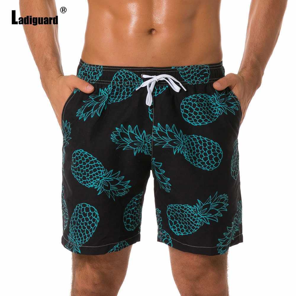 Ladiguard Plus size Men Leisure Flamingo Print Shorts 2022 Summer New Sexy Drawstring Shorts Male Casual Pocket Beach Half PantsT250304