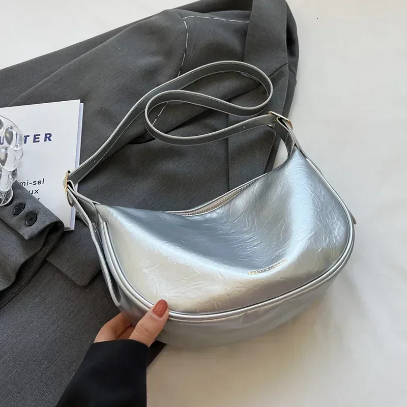 Small Silver Soft Hobo Shoulder Crossbody Bags for Women Y2K Trend Fashion Leather Handbags and Purses Womens Bags 250303