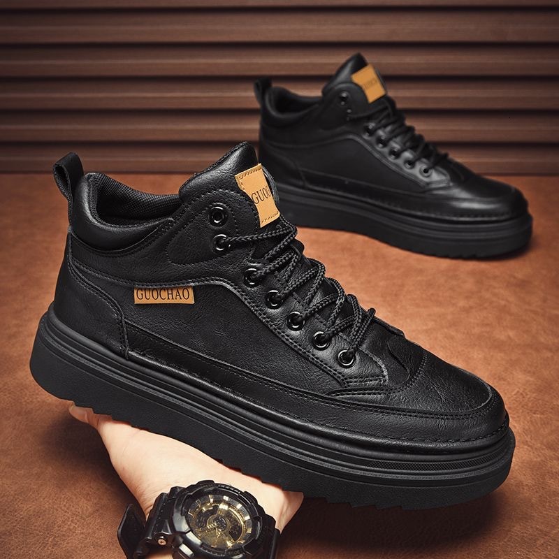 2025 Spring summer Designer s New Martin Men s Multi Functional Fashion Lightweight Outdoor Black Brown Men s Size 39-44