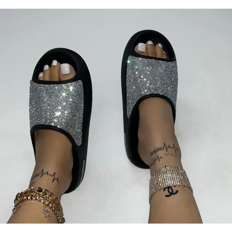 Luxury Women's Sandals with Diamond Design - Comfortable Thick Sole for Outdoors & Beaches