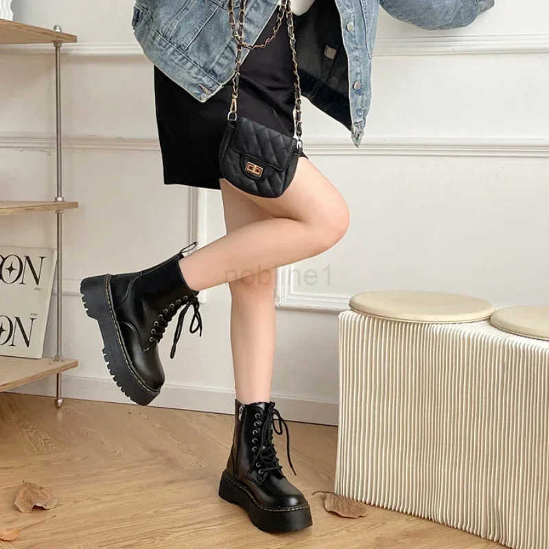 Minimalist Lace-up Wen Boots 5Cm Chunky Heel Platform Wen Boots British Style Thick Sole Increase Height Casual Boots Z250304