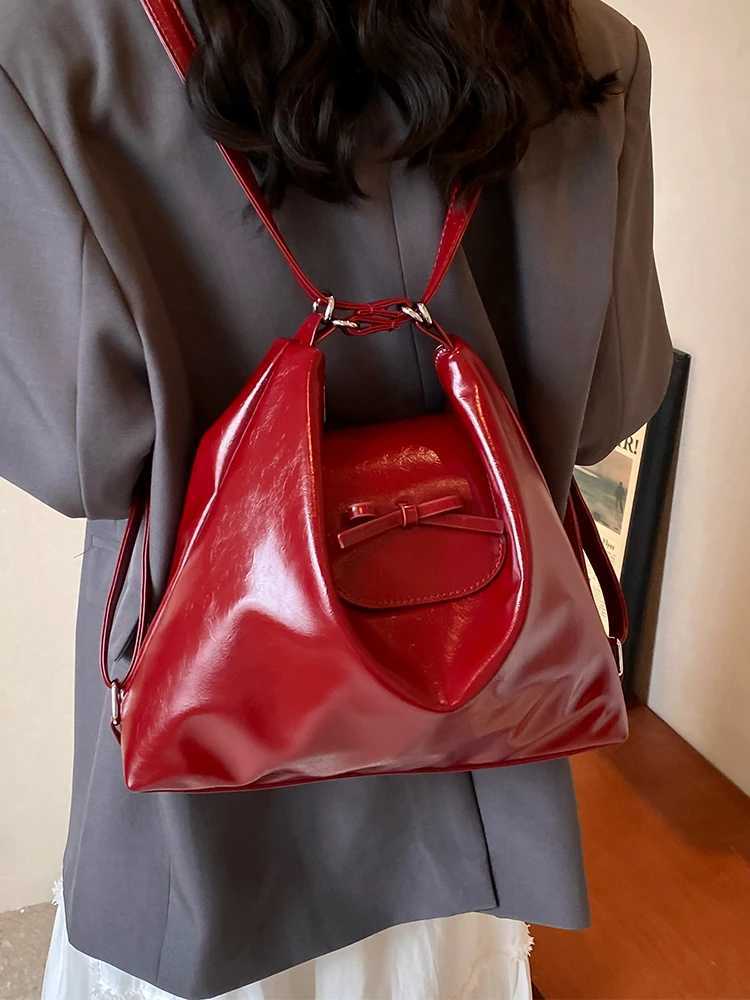 Red Travel Backpack for Women 2024 New Bow One Shoulder Bag Large Capacity Bucket Handbags Multi-purpose Commute Crossbody Bags Z250303
