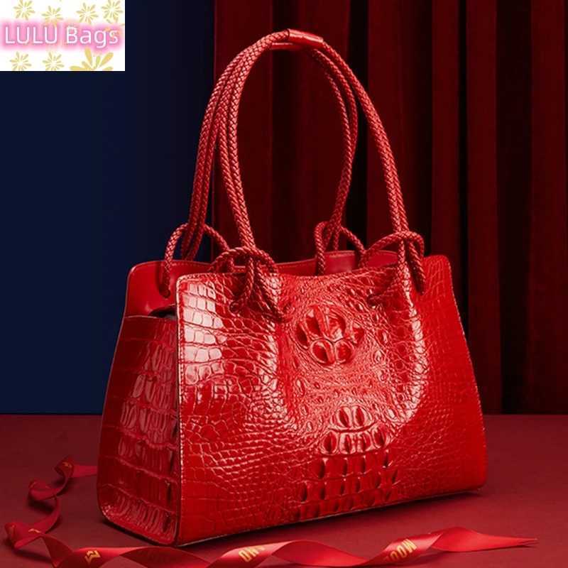 Luxury Genuine Leather Womens Handbags Red Crocodile Pattern Lady Tote Bag Fashion Travel Portable Shoulder Underarm Bags Z250303