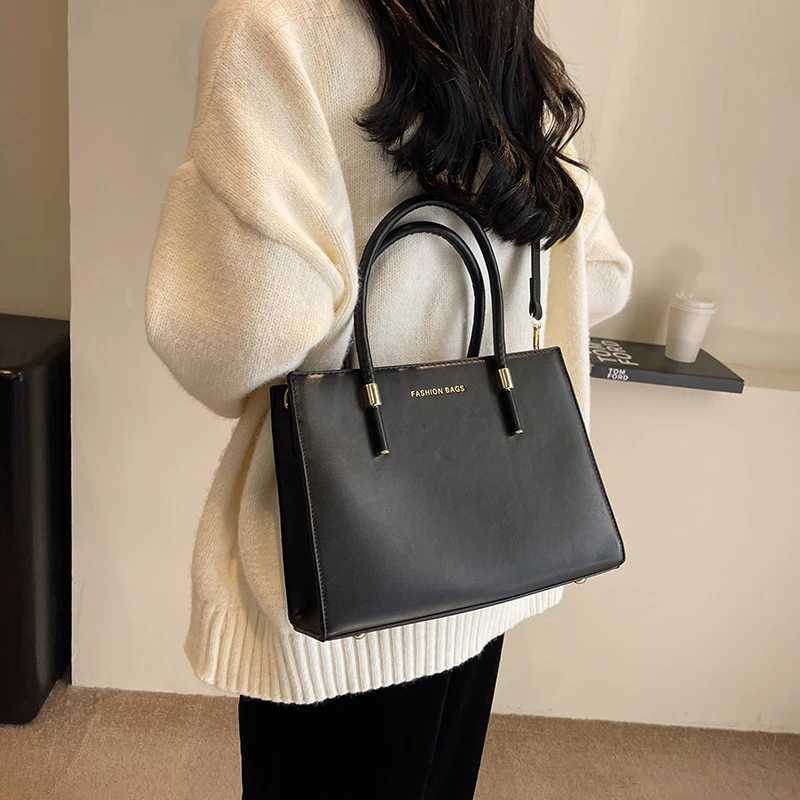 Red Color Top-handle Bags For Women 2024 Luxury Designer Handbags PU Leather Large Capacity Casual Street Shoulder Shopper Totes Z250303