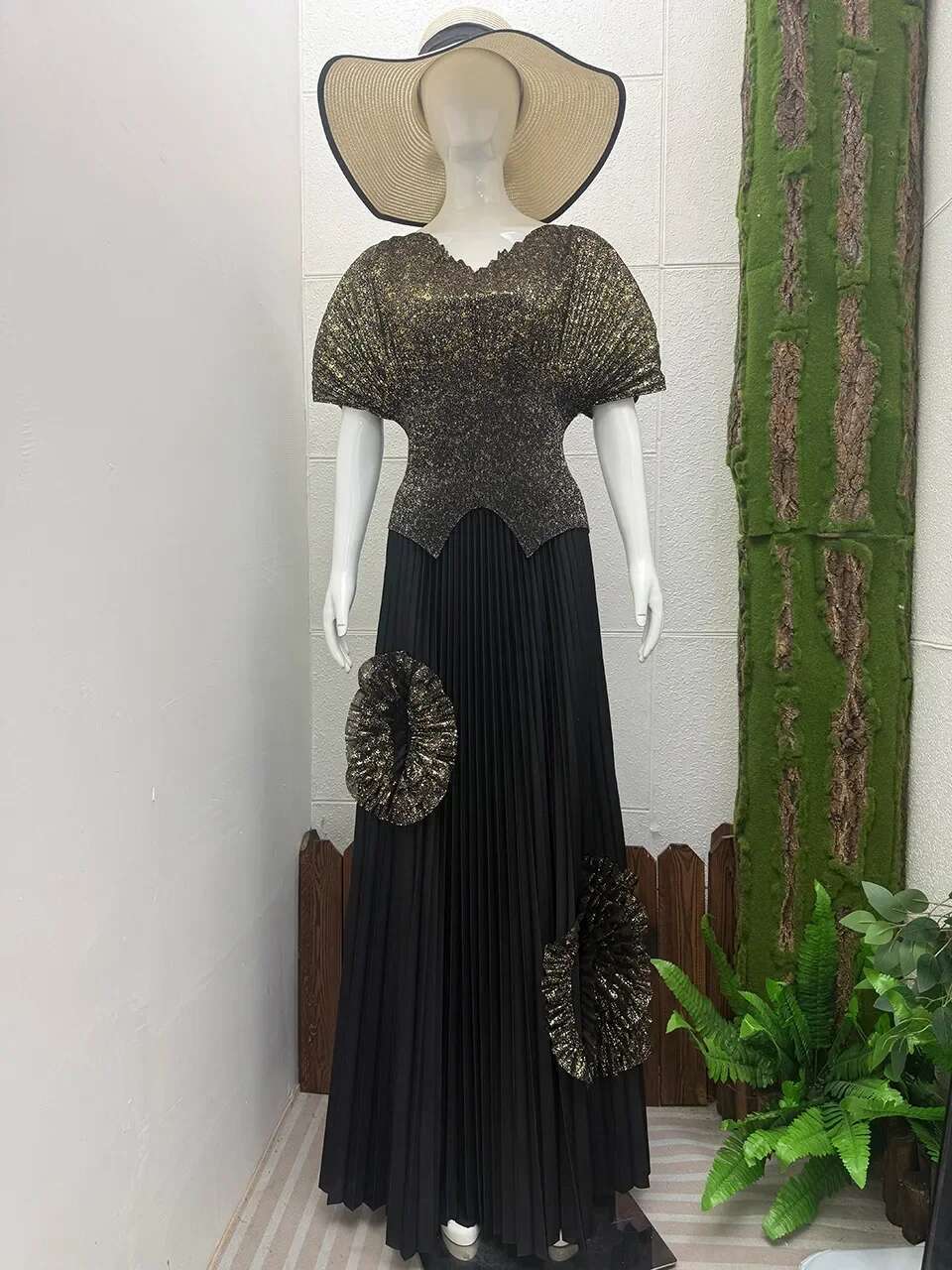 2025 New Miyake Pleated Heavy Industry Disc Wer Pendulum Skirt Set Fashion Design Temperament Womens Two Peice Sets Clothing