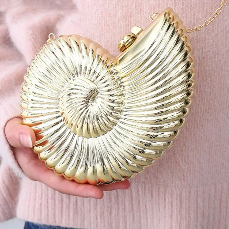 Simple Conch dinner bag female shoulder messenger cross body fun personalized metal chain clutch acrylic shell phone 250303