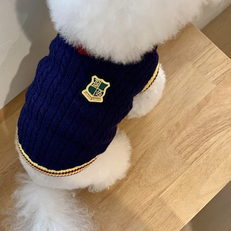 Fashion Pet Sweater Dog Academy Knitted Vest Teddy Bear Little Cat Yorkshire Pomeranian Small Puppy Warm Winter Puppy Clothing