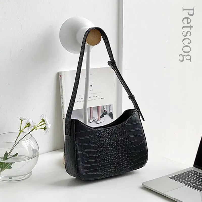 Bags For Women Fashion Pu Leather Zipper Underarm Bag Ladies Simple Casual Travel Handbag Bags 250228