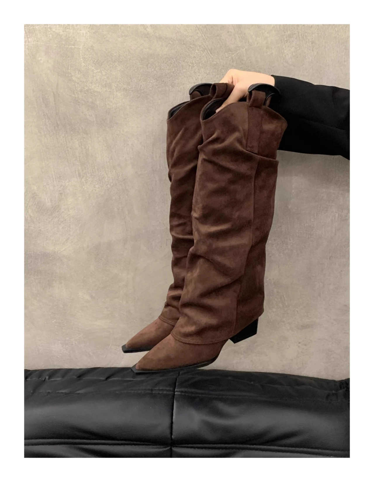 Pleated Boots Wen Faux Suede Flock Knee High Boots 2024 Winter Wen Fion Slip on Square Low Heel Knight Booties Mujer Z250304