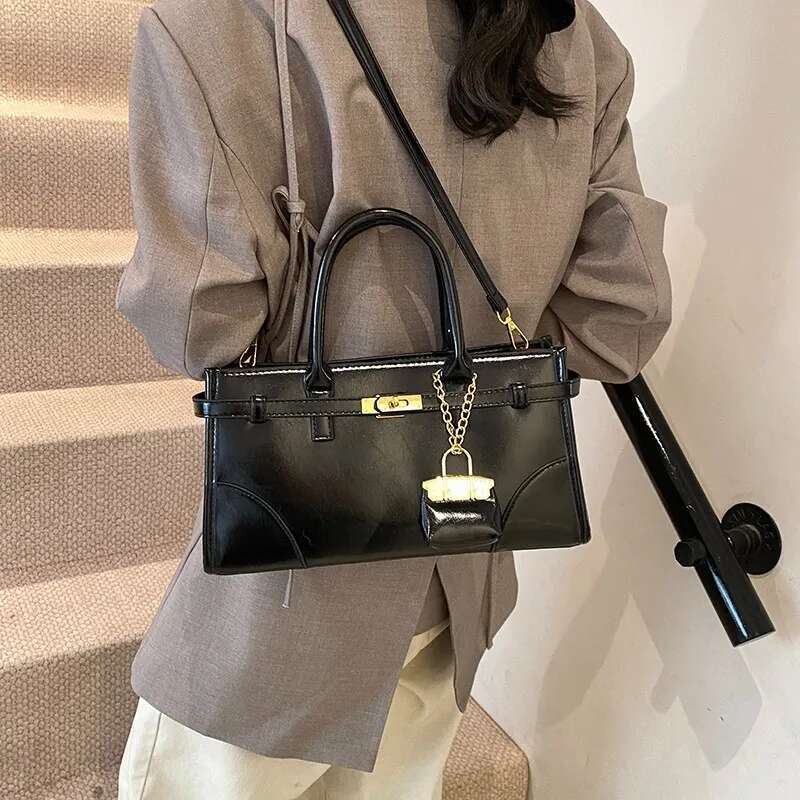 Winter Candy Color Ladies Handbags Versatile Messenger High Quality Women's Shoulder Ladies'hand Bags