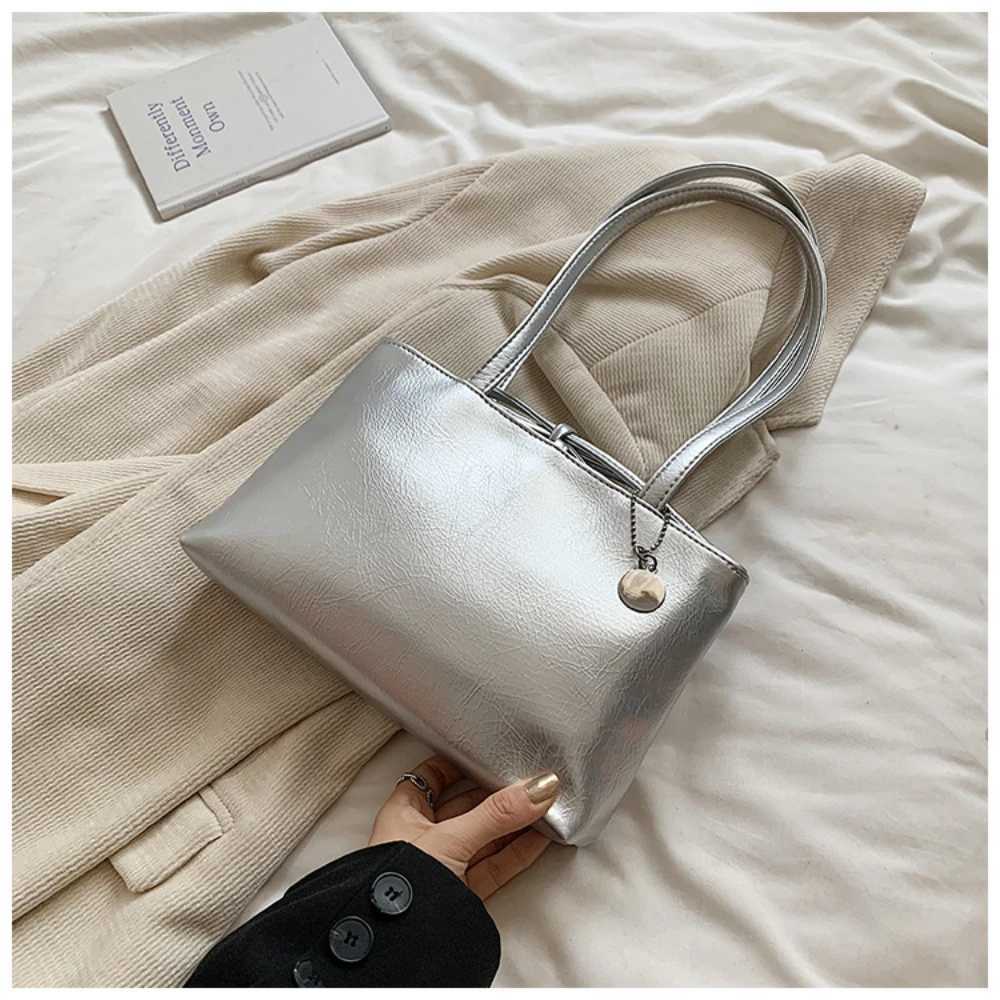Fashion bow womens shoulder bag silver/black/red zipper handbag Pu leather womens small handbag womens casual handbag Z250303