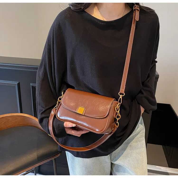 Luxury Women Brand PU Leather Crossbody Bag Retro Chain Lock Saddle Messenger Shoulder Bag Y250303