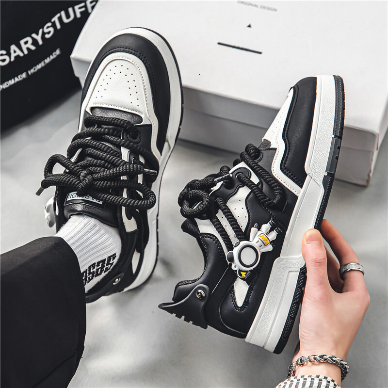 2025 Spring/summer New Korean Edition Light Luxury Skateboarding Sneakers Student Personalized Design Fashion Casual Men's Shoes White Shoes Men&