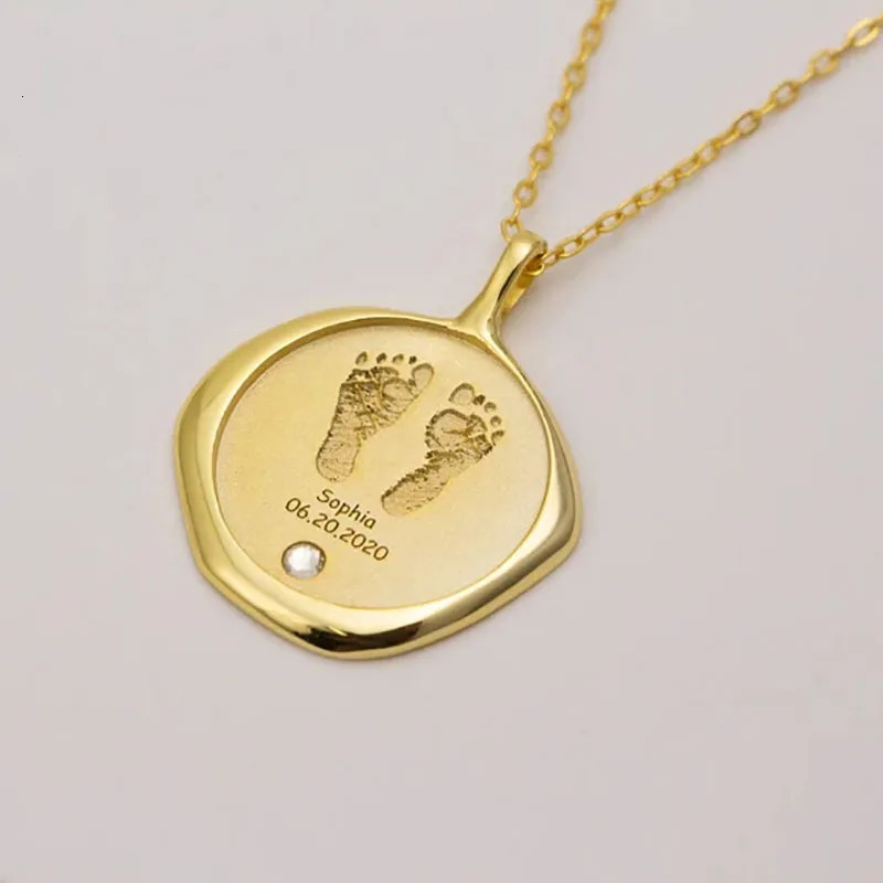 Custom Baby Footprint Necklace Stamp Gold Stainless Steel Birthstone Pendant Personalized Handprint Kids Name Jewelry Gift 250304