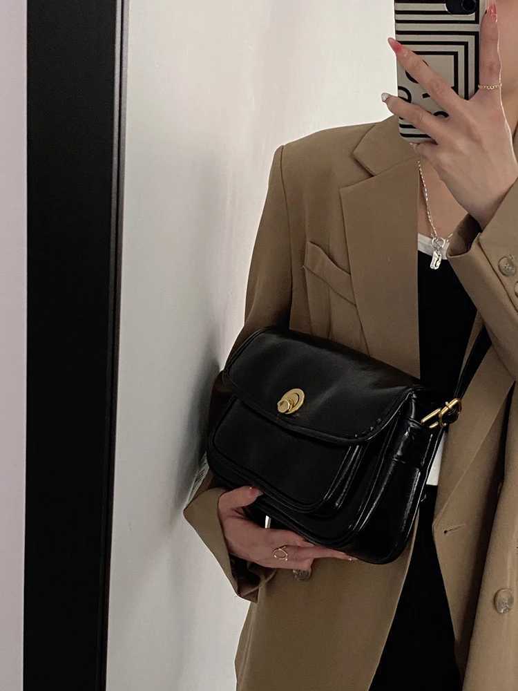 Fashion Textured Wine Red Crossbody Bag for Women Classic PU Leather Flap Design Shoulder Bag Lady Commuter Handbags Z250303