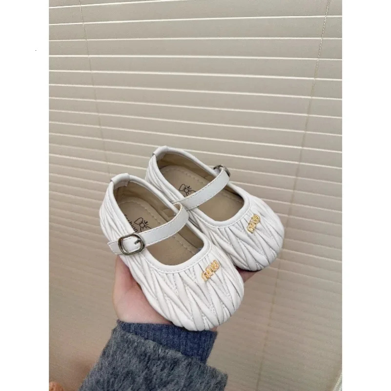 Girl Small PU Leather Shoes Baby Softsoled Round Toe Loafer OneFoot Casual Flats Spring Autumn 250303