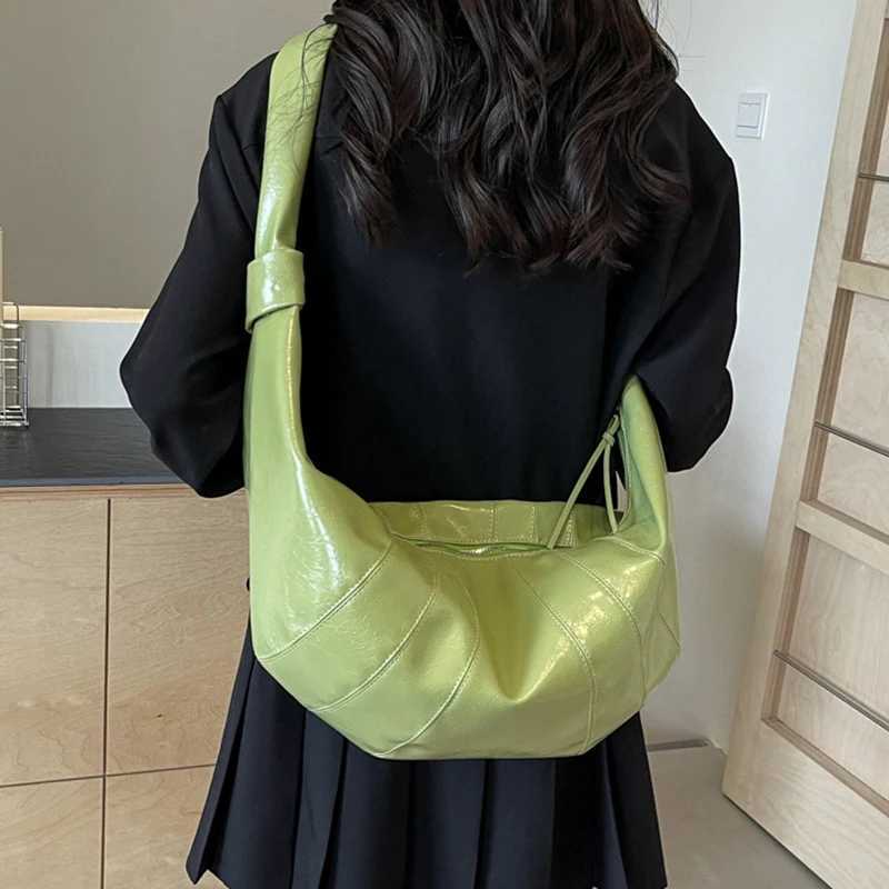 Wine red handbag womens lightweight Pu leather casual cross body bag 2024 new autumn and winter large capacity single shoulder wallet Z250303