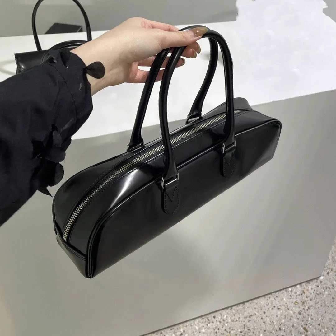 Vintage Large Bowling Handbag Korean Fashion Y2k Underarm Bags Designer Wine Red Shoulder Bag Simple Big Square Handbags New Z250303
