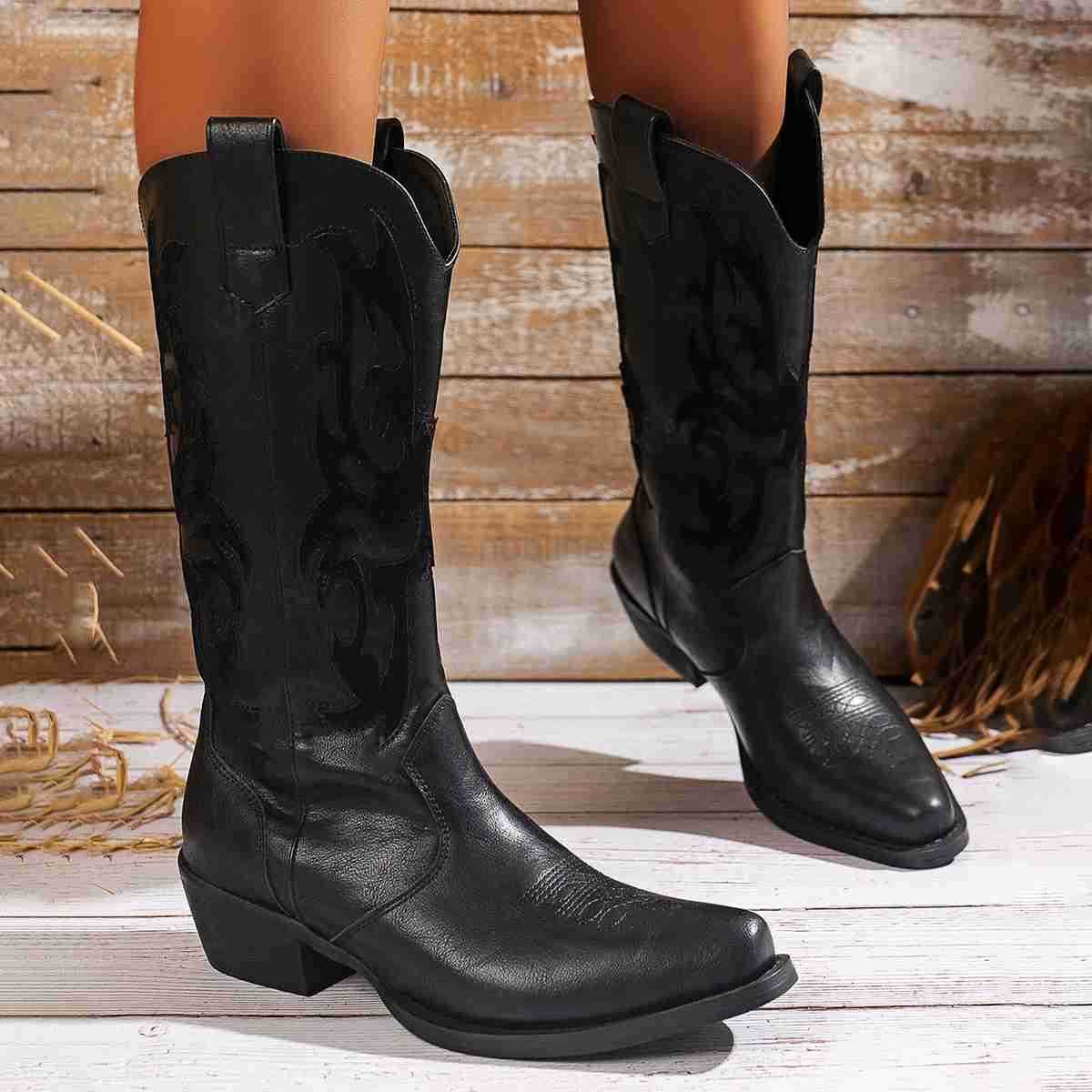 New Fionable Wens Boots with Leather Embroidered Thick Heel Square Toe Wern Cowboy Boots for Wen Z250304