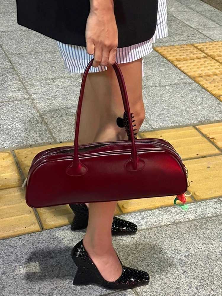 MABULA brand simple leather red underwear shoulder bag Korean womens handbag luxury mobile wallet Z250303