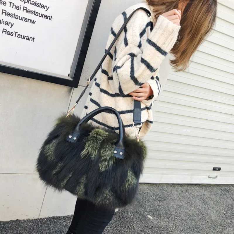 Fox Fur Bag Winter Women Fluffy Handbag Real Fur Bag Female Shoulder Crossbody Bag Evening Party Handbags Large Lady Clutch Bag Z250303