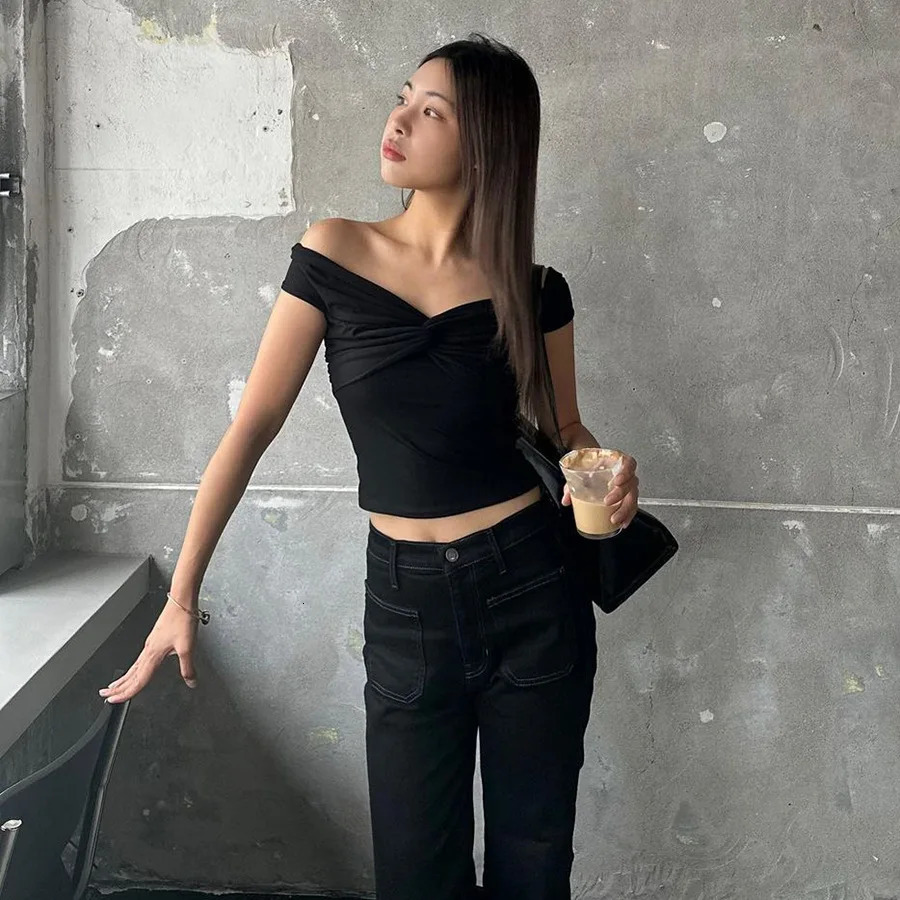 Lygens Off The Shoulder Knotted Cross WomenS Tops Tshirt Summer Y2K Streetwear Fashion Clothes Korean Wholesale Clothes 250303