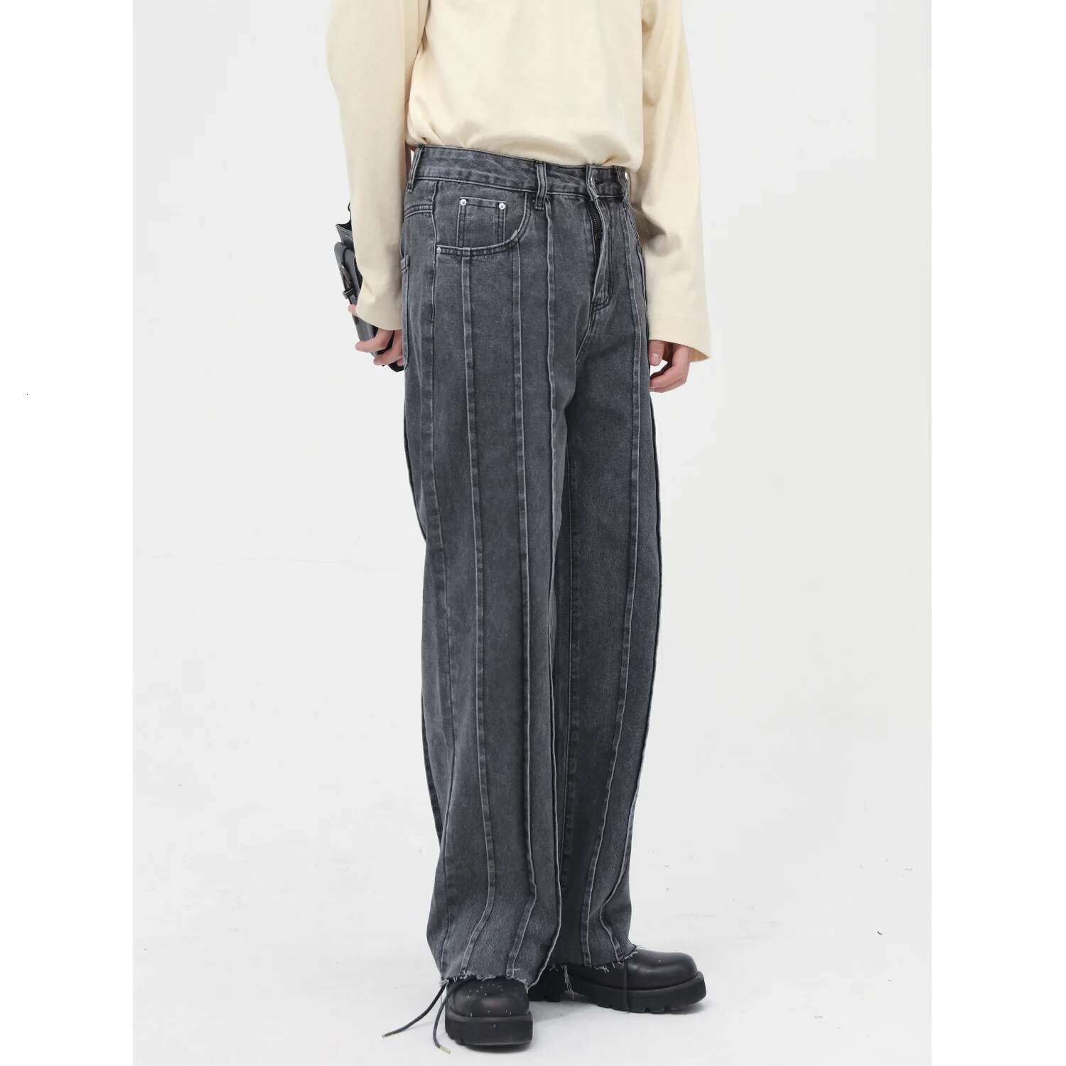 DUEWEER Men Vintage Loose Straight Pleated Jeans Baggy Haruku Denim Pants Casual Trousers Distressed Streetwear Goth Clothes