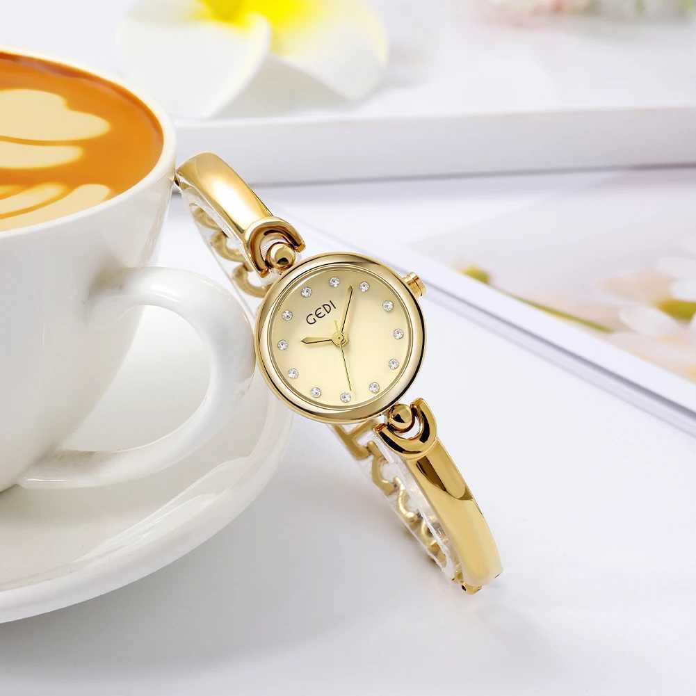 Fashion Building Top Brand Elegant Waterproof Golden Quartz Women Luxury Steel Chain Str Diamond Index Small Dial La GiftsXJ250304