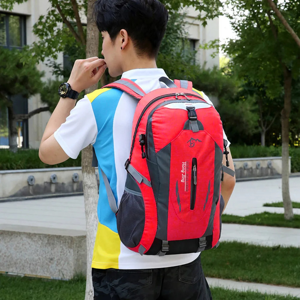Ship from US 40L Largecapacity Men And Women Universal Outdoor Travel Backpack Waterproof Hiking Lightweight Duffel Bag Sports 250304FBB