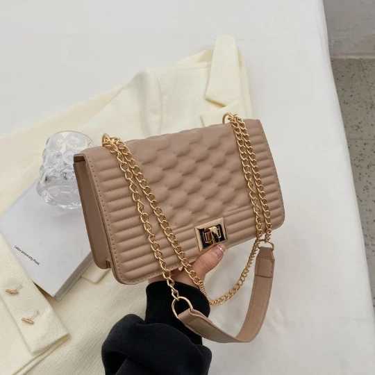 Red OL Chain Woman Handbag 2024 Trend Luxury Women Girl Shoulder bag PVC Lady Crossbody PU Purses Womens Leather Totebag Z250303
