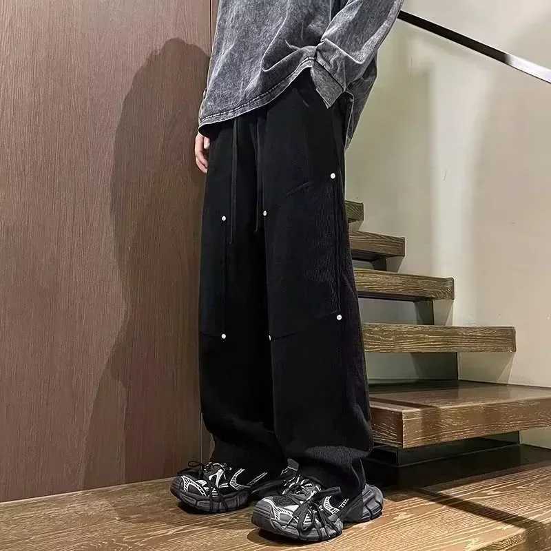 Spring Harem Corduroy Straight Pants For Men 2025 New Streetwear Baggy Sweatpants Men Casual Y2K Vintage Solid Cargo TrousersXJ250303