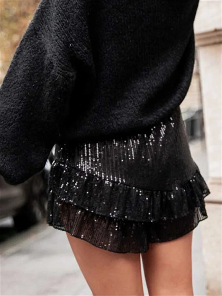 Womens Glitter Ruffle Shorts Casual Elastic Waist Bow Front Loose Shorts Fashion Party Elegant Shorts 250303
