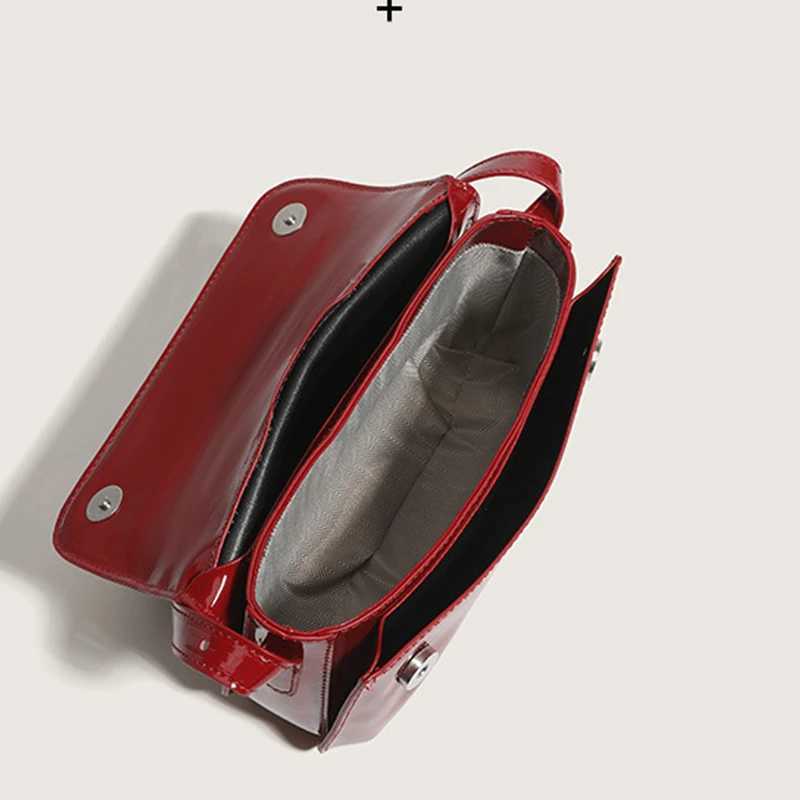 Patent Leather Shoulder Bag For Women Luxury Flap Crossbody Bag Solid Color Underarm Bag Red Crossbody Bag Lady Handbag Z250303