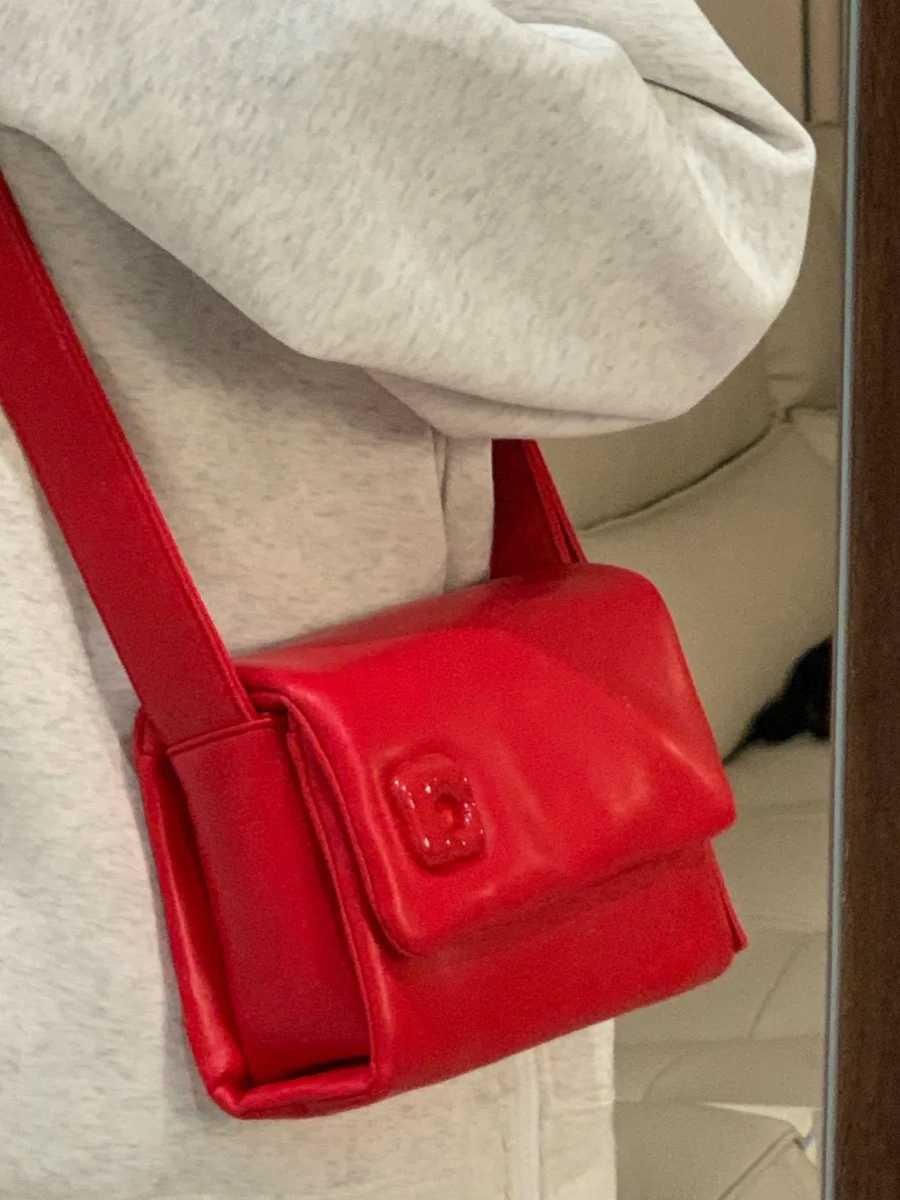 Red soft leather simple shoulder bag womens fashion version bridal handbag temperature luxury designer wedding bag Z250303