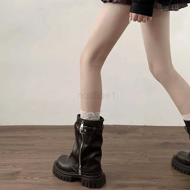 Winter Wen Biker Boots Fion Belt Buckle Ladies Elegant Platform Flats Short Booties Casual Wens Knight Booties Z250304