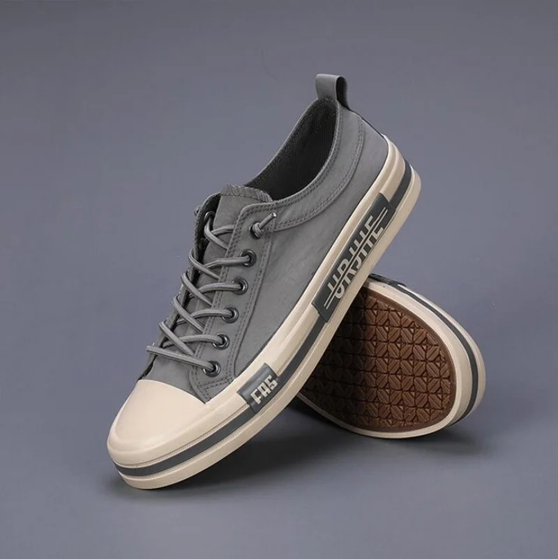 Summer Casual shoes Mens Sneakers In Low Cut Casual Fashion Sports Shoes Light weight Men CANVAS Shoes 250228