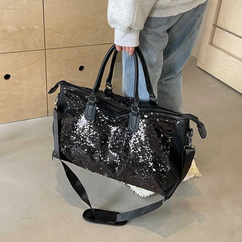 Solid PU 2024 New Travel Handbag Large Capacity Zipper High Beauty Fashionable Shoulder Bag Soft Simple Versatile Crossbody Bag Y250304