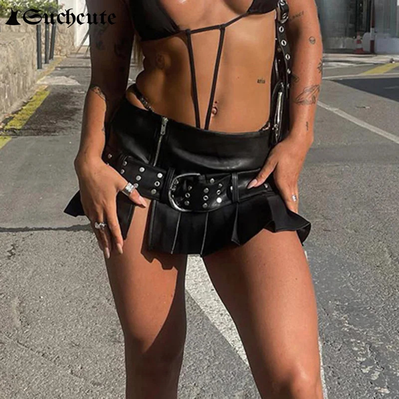 SUCHCUTE Rivet Belt Gothic Punk Leather Mini Skirt Women Low Rise Zipper Streetwear Emo Summer Slit Pleated Skirt Dark Academia 250304