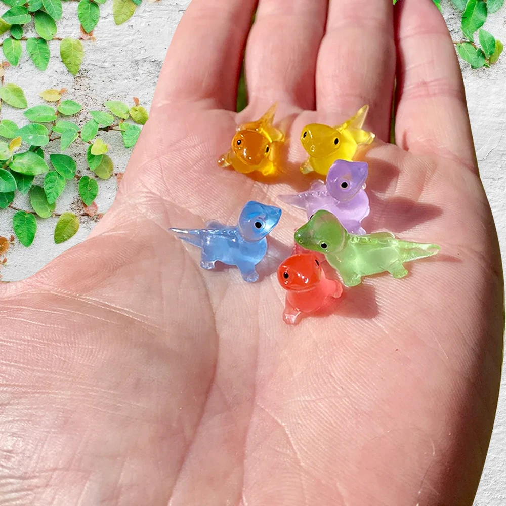 100pcs Cute Mini Resin Lizard Miniature, Glow in The Dark Tiny Animal Figures for Micro Landscape, Home DIY Craft Decoration
