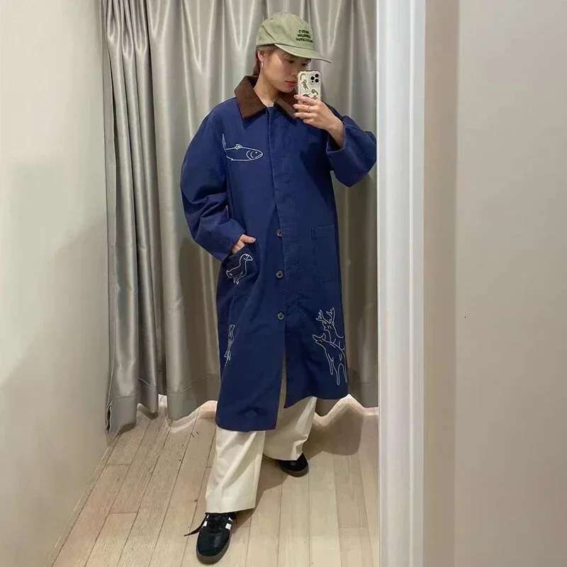 Women 2025 Autumn And Winter Washed Distressed Animal Embroidery Contrast Color Corduroy Lapel Long Jacket