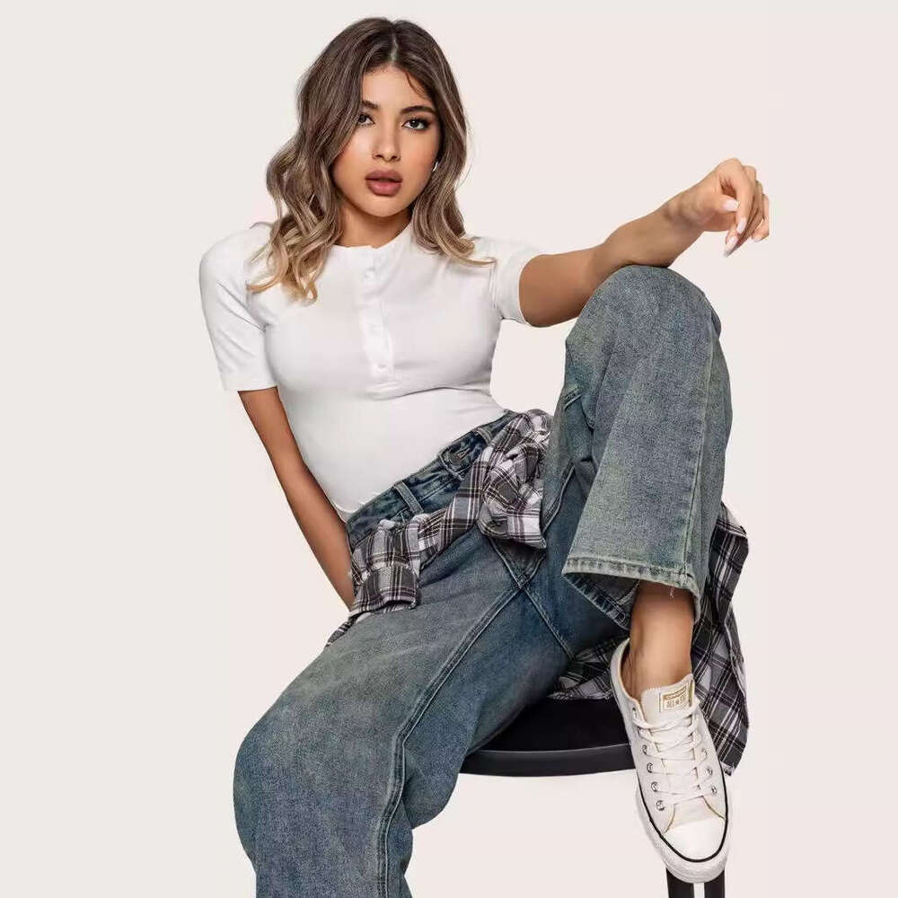 Women's European and American tight button short sleeved top women's base coat fashionable casual t-shirt 2025 temperament versatile new tre