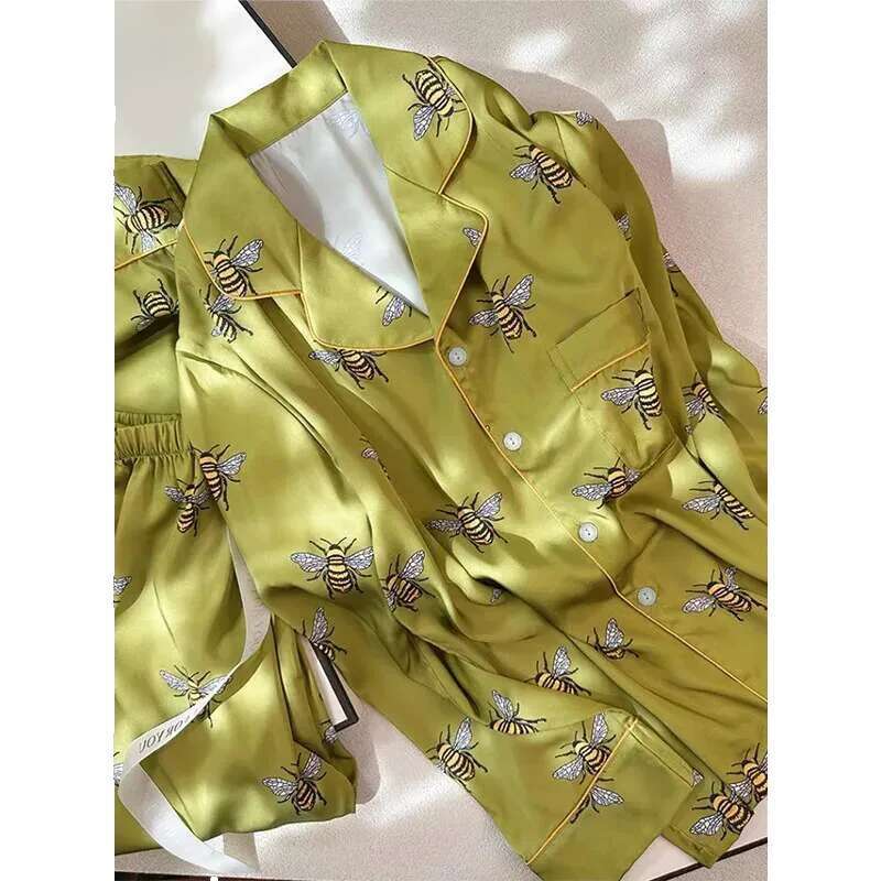 Elegant 2-Piece Bee Print Pama Set - Faux Silk Satin Sleepwear In Pink