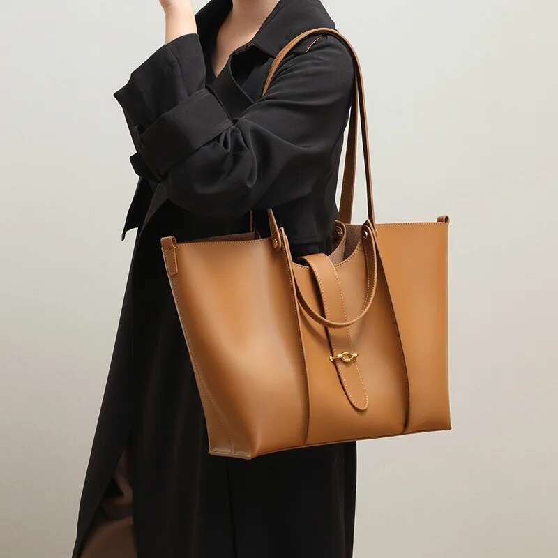 Cowhide Women's Tote Bag 2024 New Large Capacity Fashion Designer Classic Vintage Pleats Women Shoulder Bags