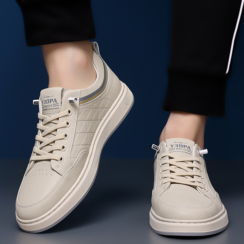 White 2025 Summer New Designer Shoes Leather Soft Sole Kick Korean Version Fashionable Versatile Casual Sports Shoes Fashionable Youth Board Shoes