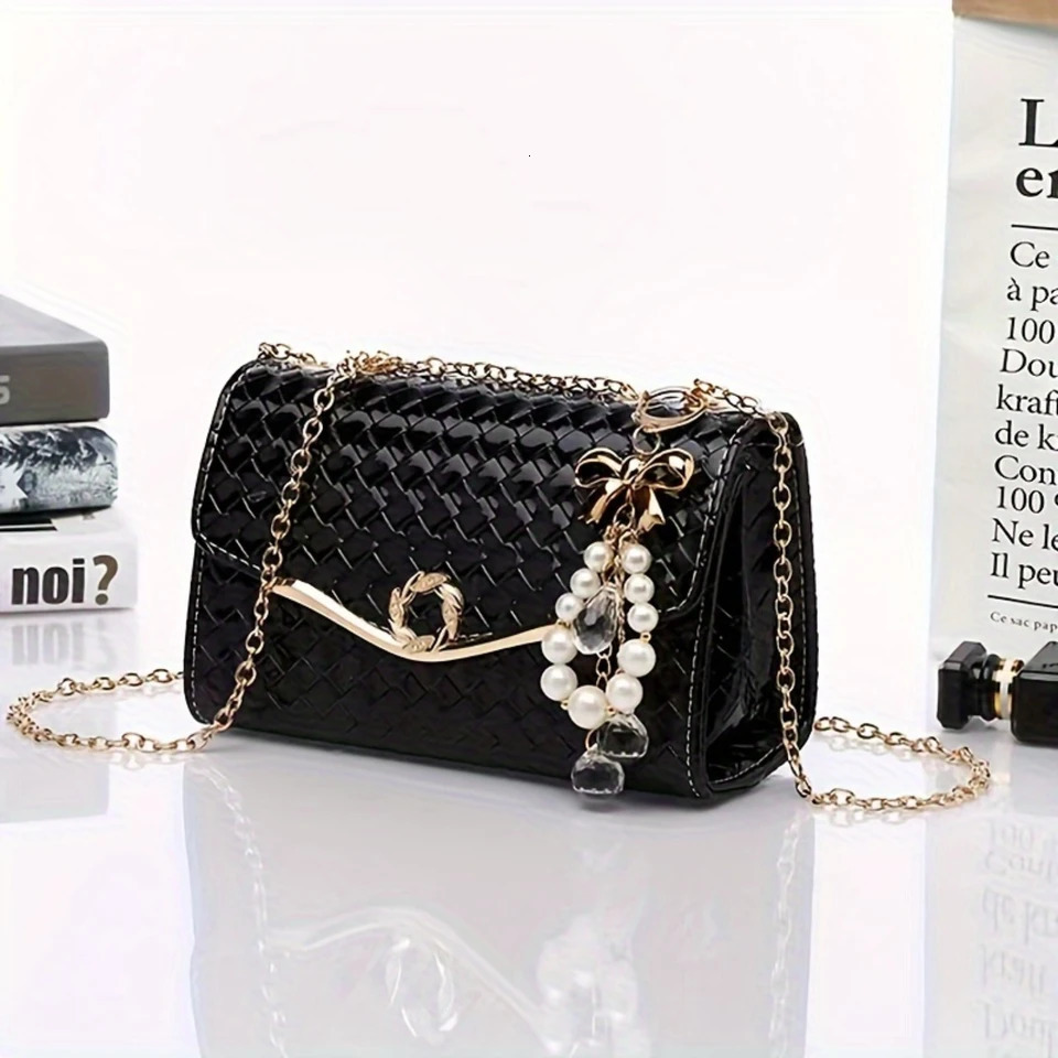 Ship from U.S. Geometric pattern shoulder bag with crystal charm and chain handbag elegant womens fashion 250303FBB