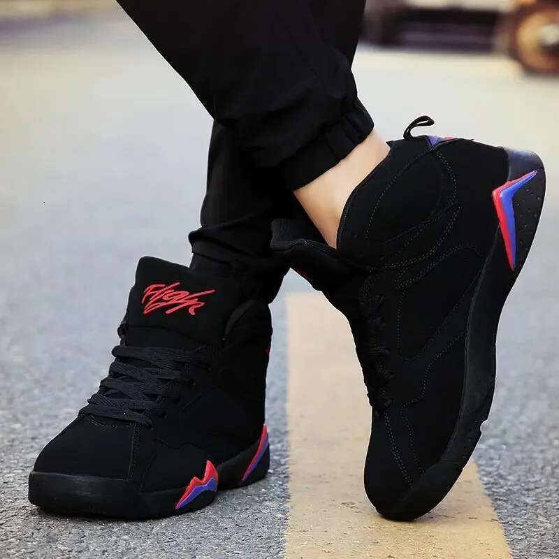2025 Outdoor Running Men Sn eakers for Wo me n High Top Sport Winter Shoes Baskets Trainer Aquatic Sneakrs Te nis Hombre
