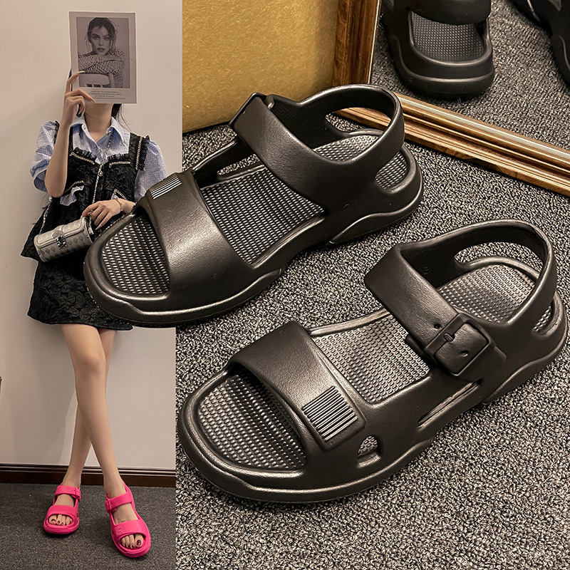 New Roman Women's Summer Collection 2025 Double Buckle Soft Bottom designer sandals with EVA Cool Slippers Versatile Stand
