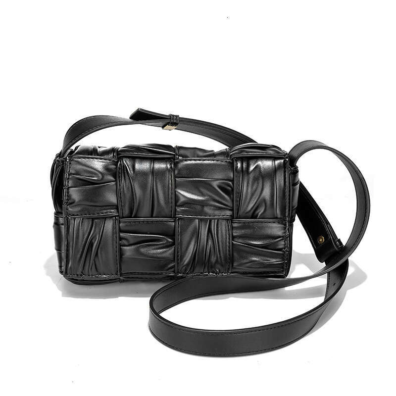 Hand Woven Star Style 4-Panel Pleated Small Square Bag, Light Luxury And Fashionable Single Shoulder Pillow Bag