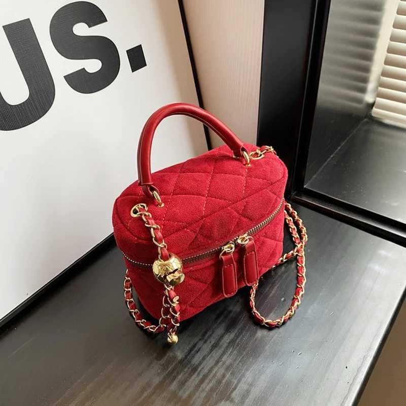 Mini Faux Suede Chain Small Square Bag Korean Fashion Design Sense Red Texture Simple Crossbody Bag Small Fragrance Wind Handbag Z250303